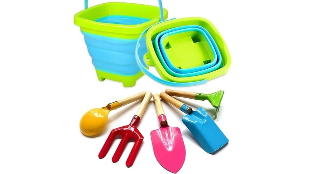 collapsible sand bucket set